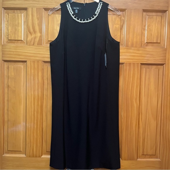 Nine West Black Sleeveless Dress With Pearl Accents at Neckline Size 12 NWT - Picture 2 of 12